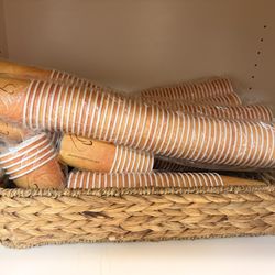 Wicker Basket With Cups