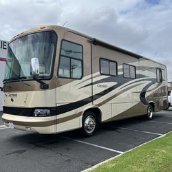 2007 Monaco Cayman 34XL, Diesel Motorhome,  57k miles