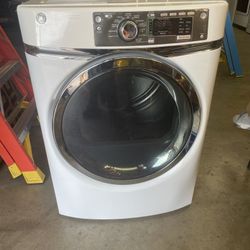 Gas Dryer Front Load GE White King Side 