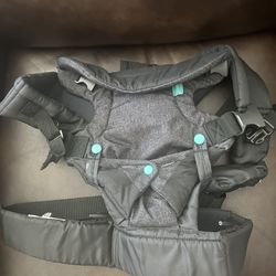 Infantino 4 in 1 Convertible Carrier