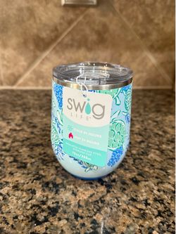 12 oz Wine Tumbler with lid