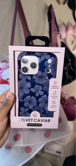 Velvet Caviar iPhone 17 Pro Max Floral Case