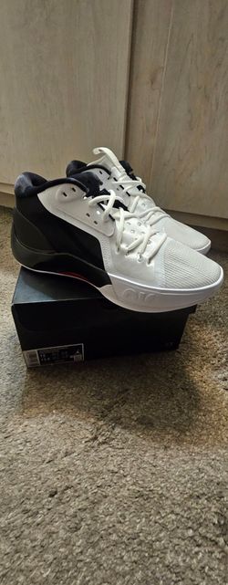 Brand new Jordan Zoom Separate Size 12