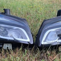 2015,2016,2017 INFINITI QX80 SRT OF HEADLIGHTS 