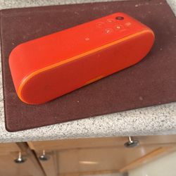 Sony SRS-XB2 Portable Speaker