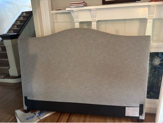 Pottery Barn Head Board (King)