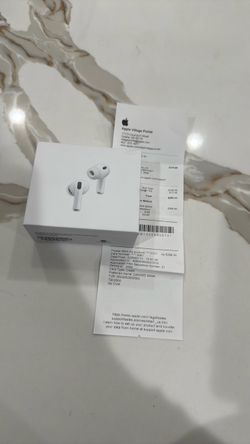 Brand new never used AirPods Pro 3