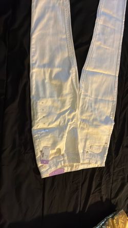 Girls jeans, size 11, brand new, tag still on.