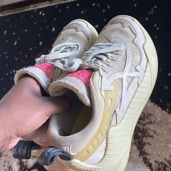 Off whites Size 8 