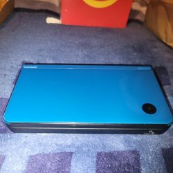 Nintendo DSI XL