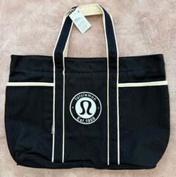 New Lululemon bag