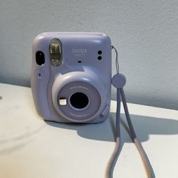 Fujifilm Instax Mini 11 Purple Camera