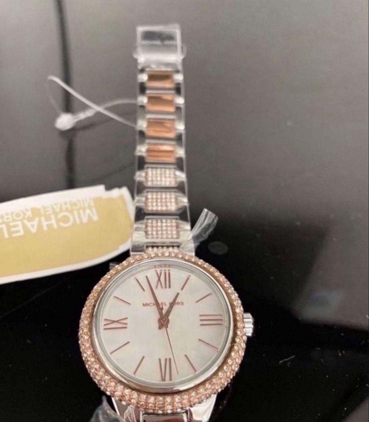 NEW WOMENS MICHAEL KORS WATCH 