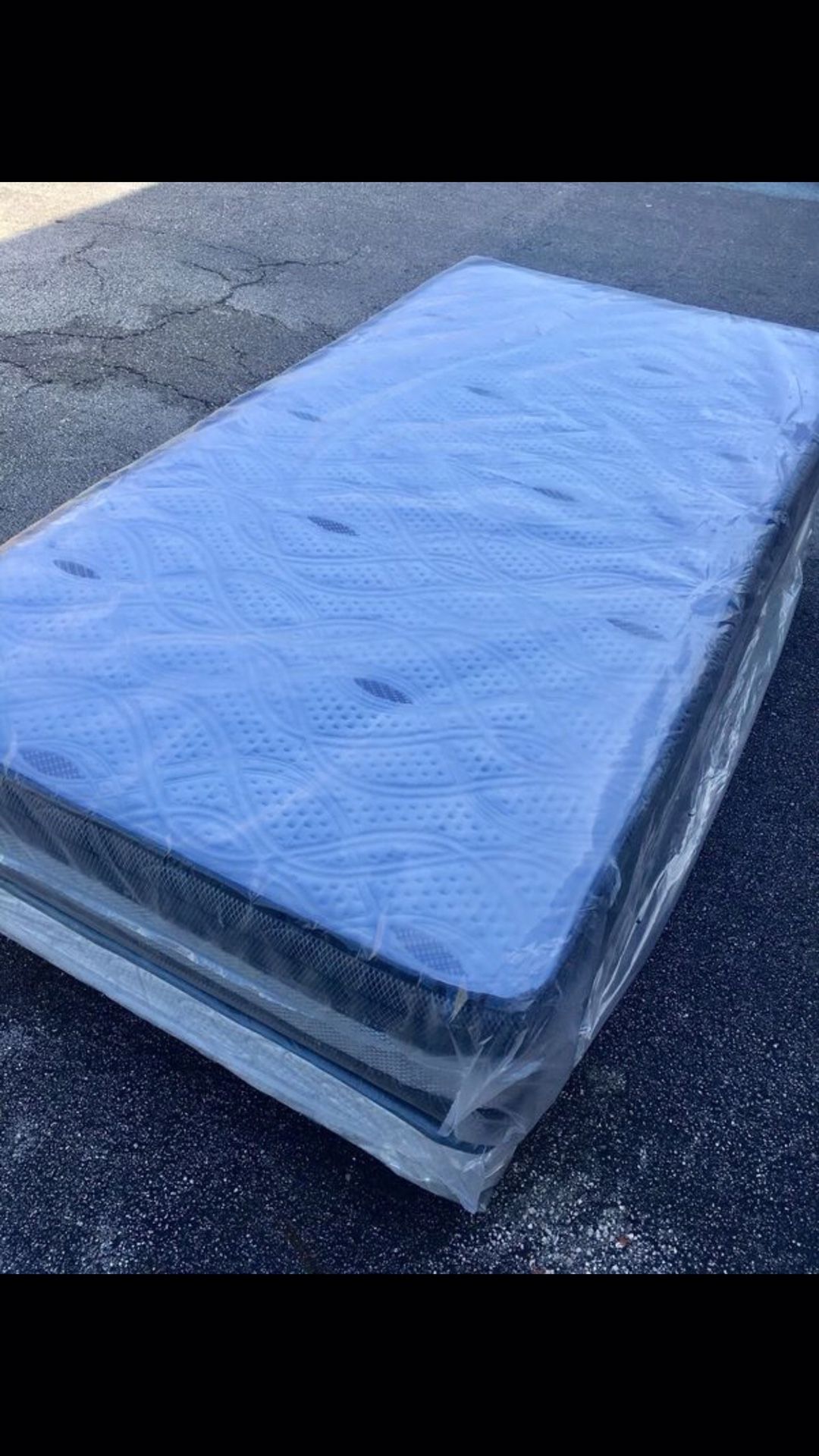 561⭐️410⭐️3893⭐️Mattresses: twin Full Queen king mattresses!!!!!! Regular plush pillow top available!🚚!!!’⭐️ Habló español