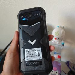 Unlocked Dual Sim Doogee V max Pro  512gb