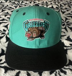 Vancouver Grizzlies Retro SnapBack