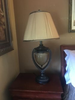 Table lamp