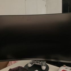 Samsung 27 inch Curved Monitor FHD 75hz