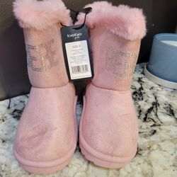 Toddler Girl Size 9 Light Pink Boots. Bebe