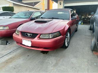 MUSTANG GT