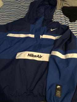 Nike windbreaker