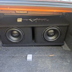 Skar Dual 10" A 1200w Amp And A SKAR Loc 