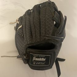Franklin Baseball Glove