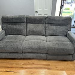 Couch And Two Reciler Chairs 