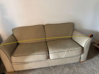 Pullout bed couch