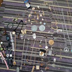 Jewlery Gold Plated Siver Chains Bravlets Charms Etc