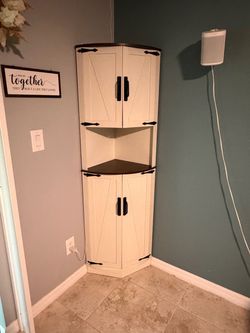 Corner cabinet farmhouse