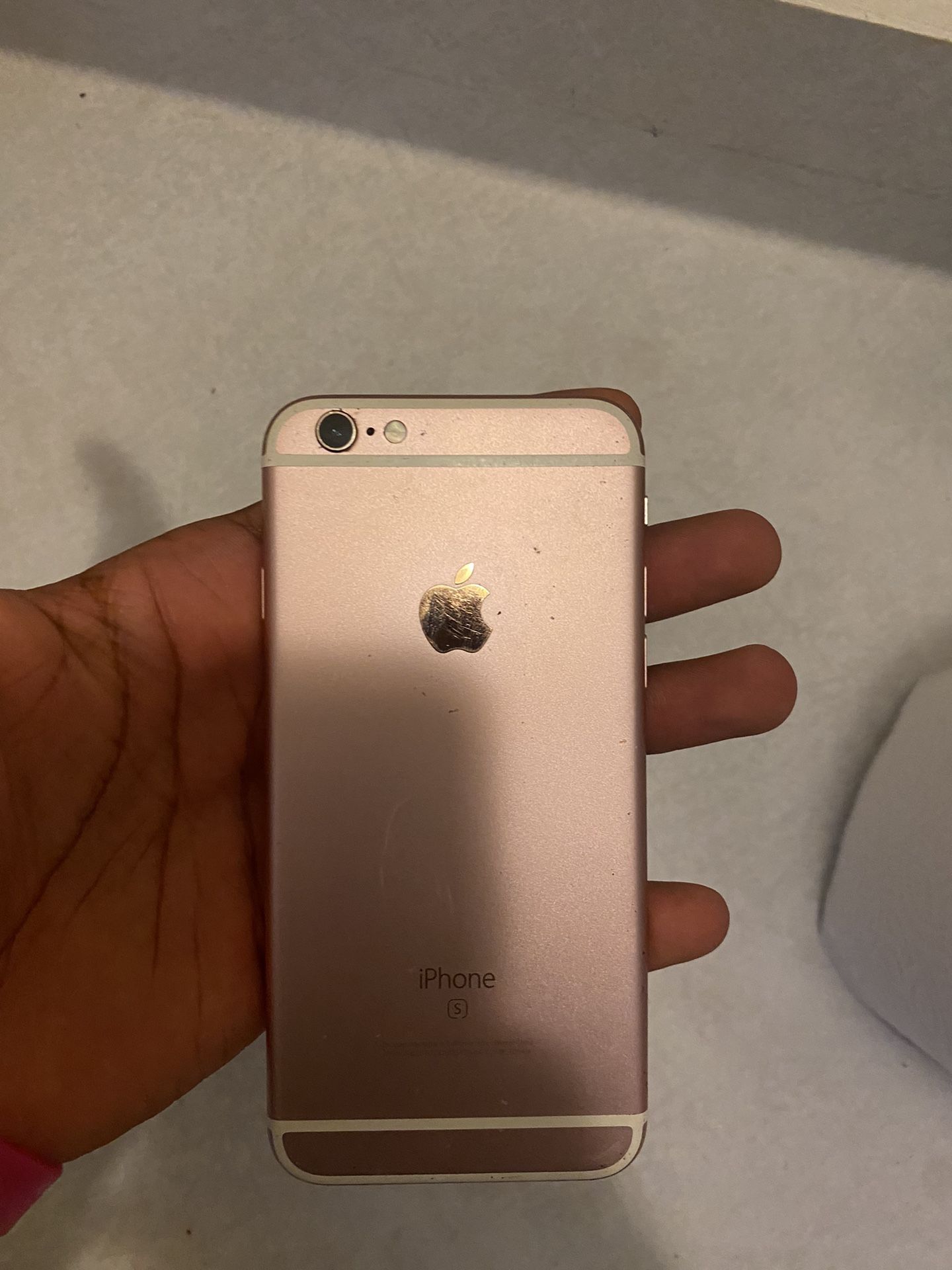 Iphone 6 Rose Gold for Sale in Waterbury, CT OfferUp