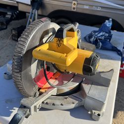 Dewalt 12“ saw