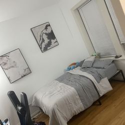 Full Size Metal Bed frame & Mattress In NEW Condition