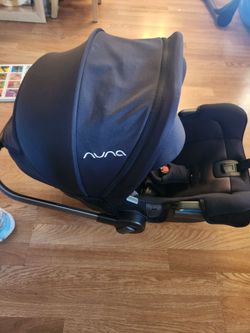 Nuna pipa Rx comes  with the base $60