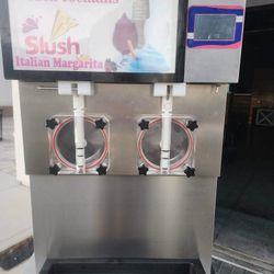 Ice Cream / Slush Machine 