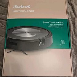 iRobot Roomba Combo j5+ Robot Vacuum & Mop - Black (J557020)