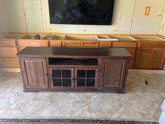 Tv stand 82 inches long