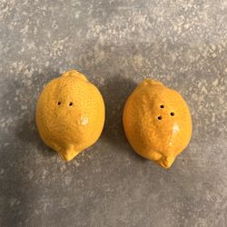 lemon-shaped ceramic salt and pepper shaker