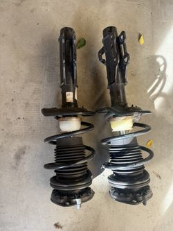 Camaro 2SS Front OEM strut assemblies