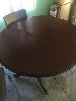 4 seat table