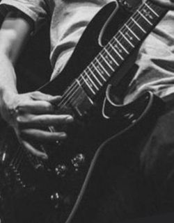 Schecter Diamond Series Omen 7 🎸