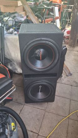 Q Power Audio Speakers 15's w/ Q Bomb Box