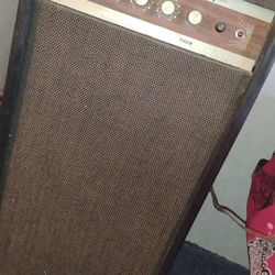 1969 Gibson Amplifier. Vintage 'Thor' Model