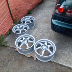 5 Lug Universal Raceline 16 X 7 Rims. I'll Trade For a Same Condition 1997 Honda Civic Ex Rims And Tires. These Also Have Tire If You Need Them Also.