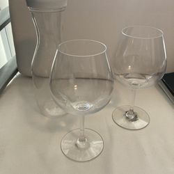 Plastic Wine Goblets And Decanter