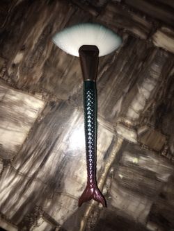 Mermaid Brush