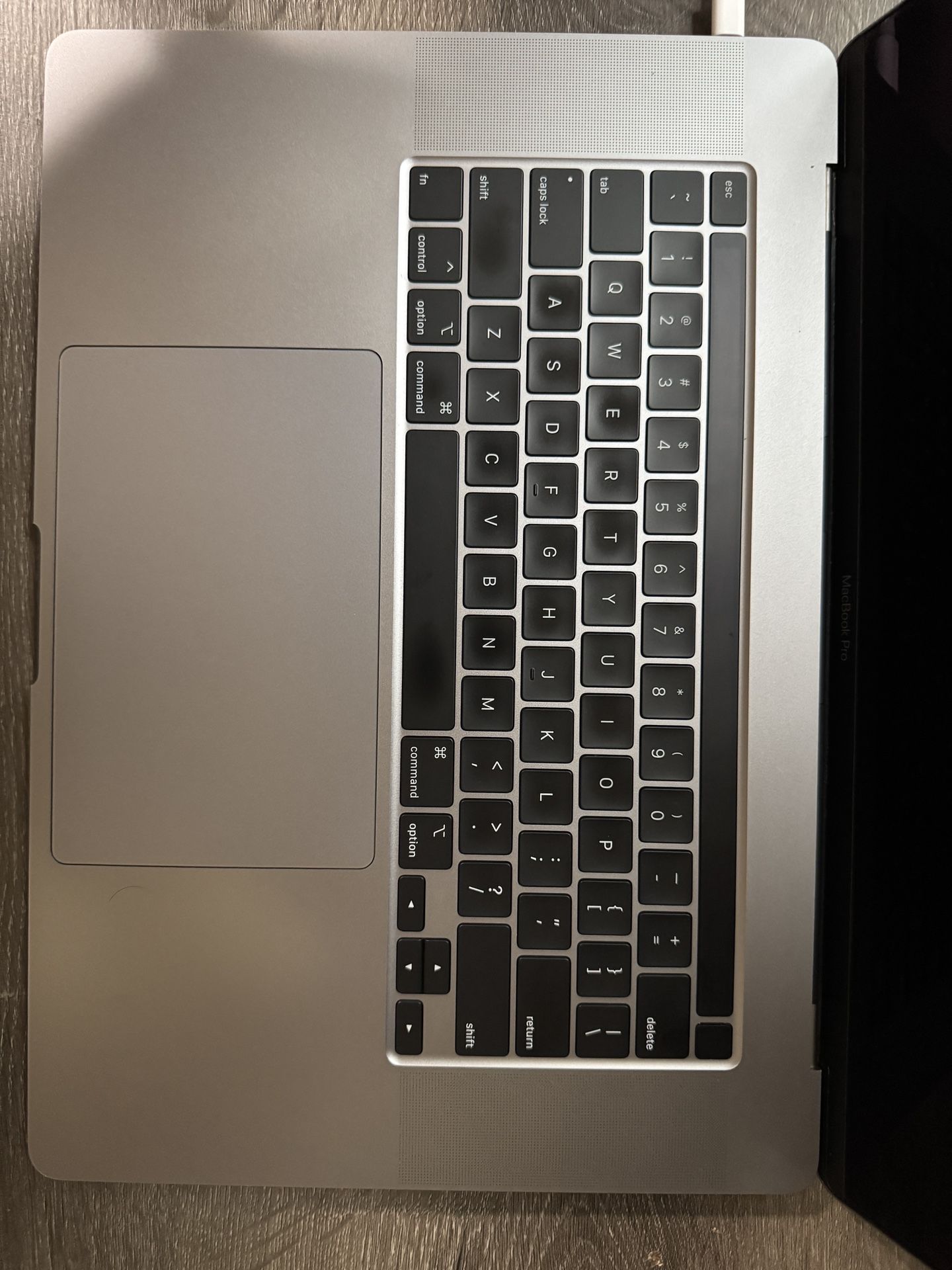 MacBook Pro 2019 Like NEW!!