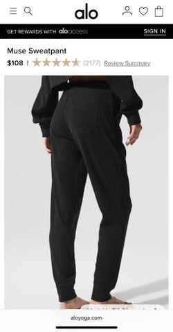Alo Yoga Muse Sweatpants 