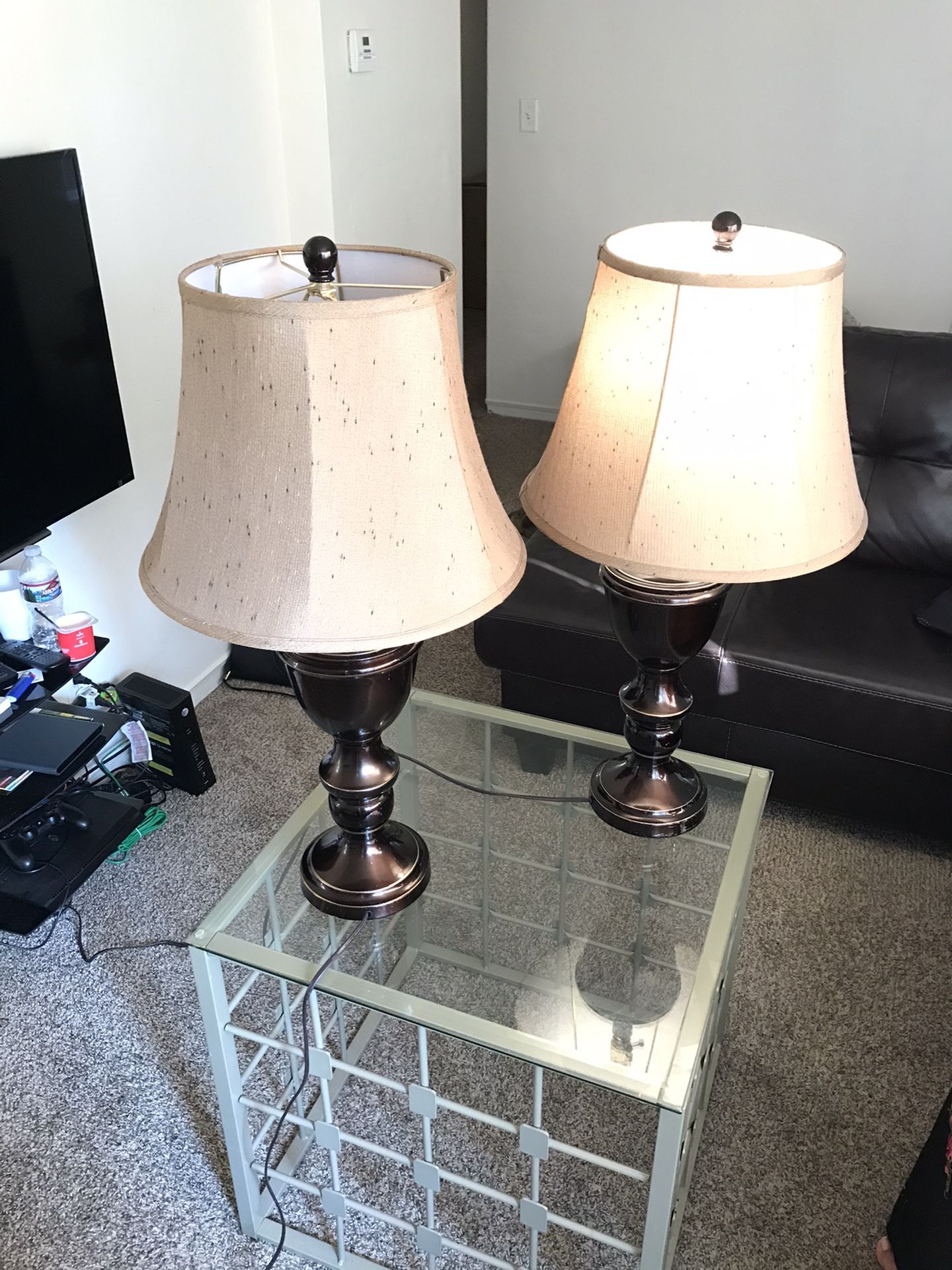 2 Lamps